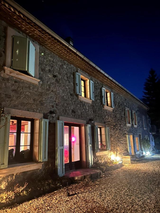 Lerefugedetiti Villa Buissard Luaran gambar