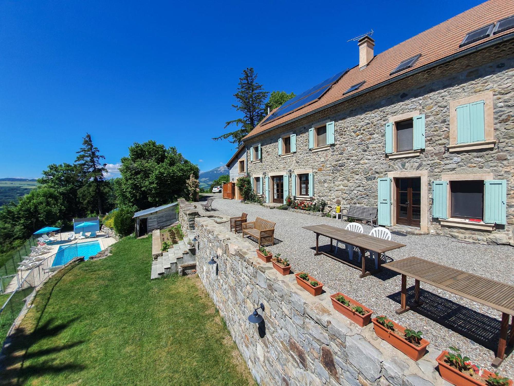 Lerefugedetiti Villa Buissard Luaran gambar